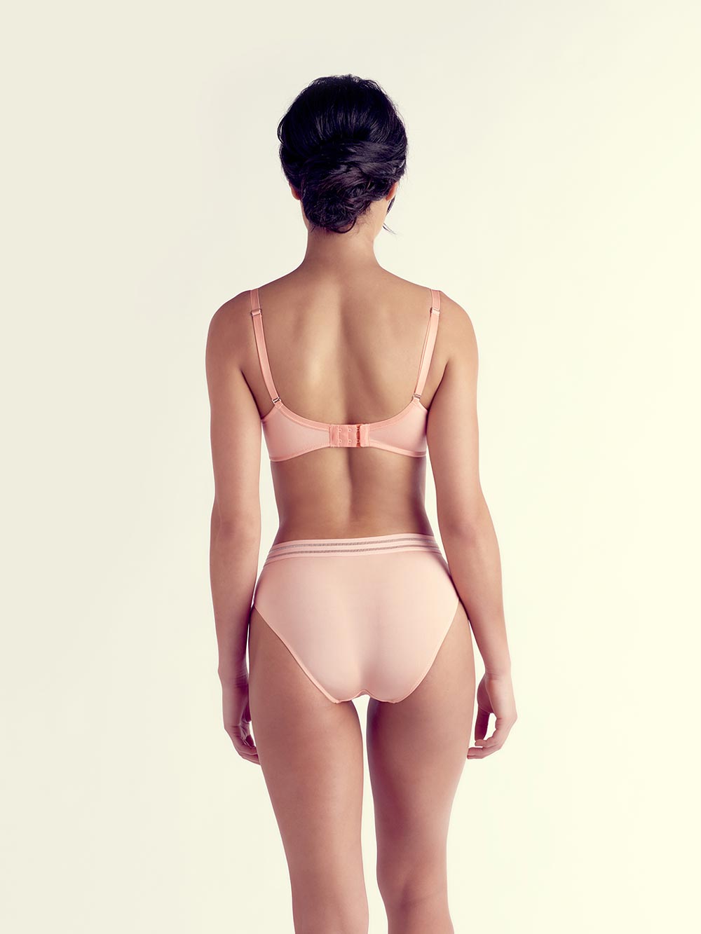 Kaitlyn Demi-Cup Smooth Bra color_Cantaloupe